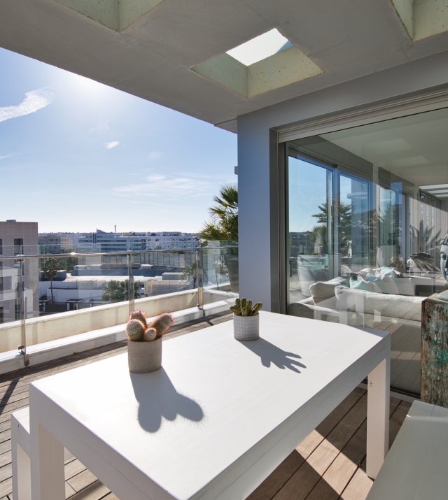 Resa Estates Ibiza te koop penthouse Marina botafoch for sale Ibiza terrace 2.jpeg